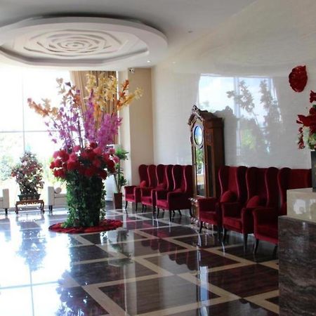 The Belagri Hotel And Convention Sorong Exterior foto