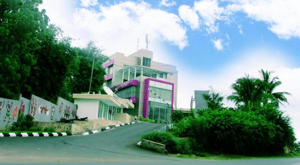 The Belagri Hotel And Convention Sorong Exterior foto